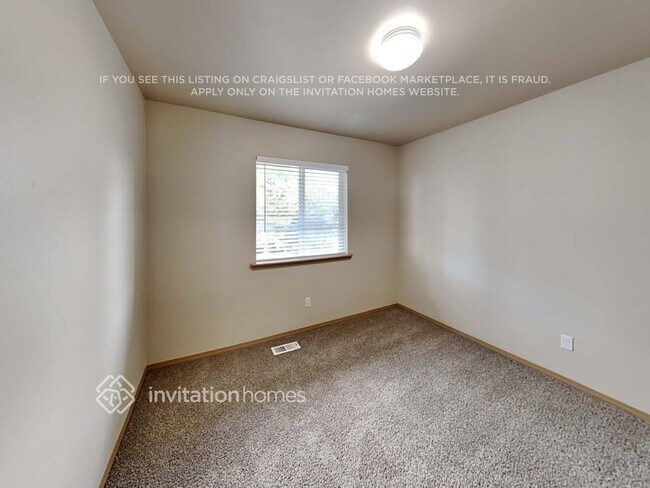 Building Photo - 10912 181st Ave Pl E