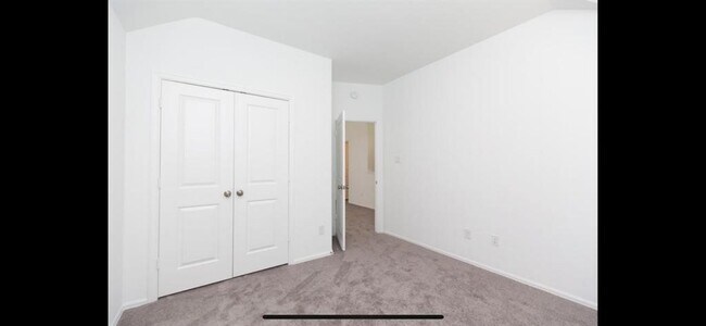 Building Photo - 19044 Pinewood Grove Trl
