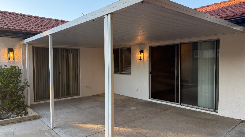 Building Photo - 634 E La Veta Ave