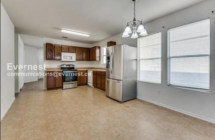 Building Photo - 5636 Liberton Ln