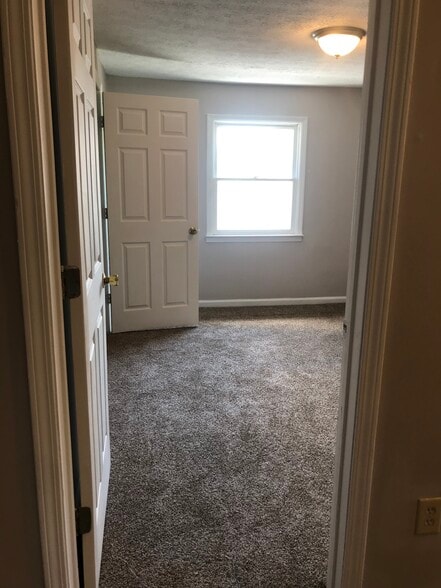 Building Photo - 1110 Broad St