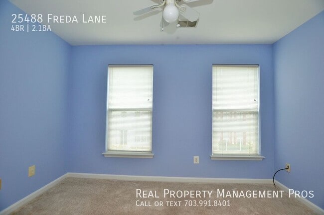 Building Photo - 25488 Freda Ln