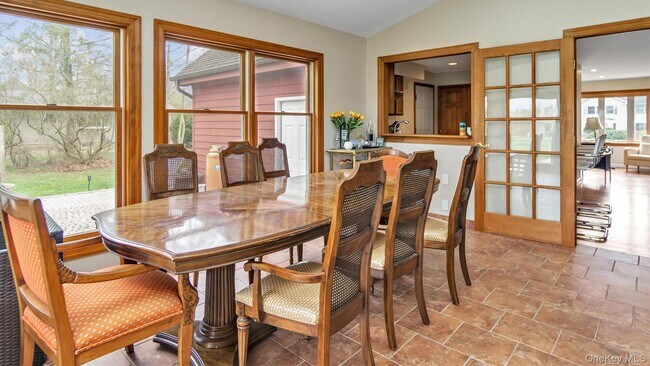 Building Photo - 120 Promenade Dr