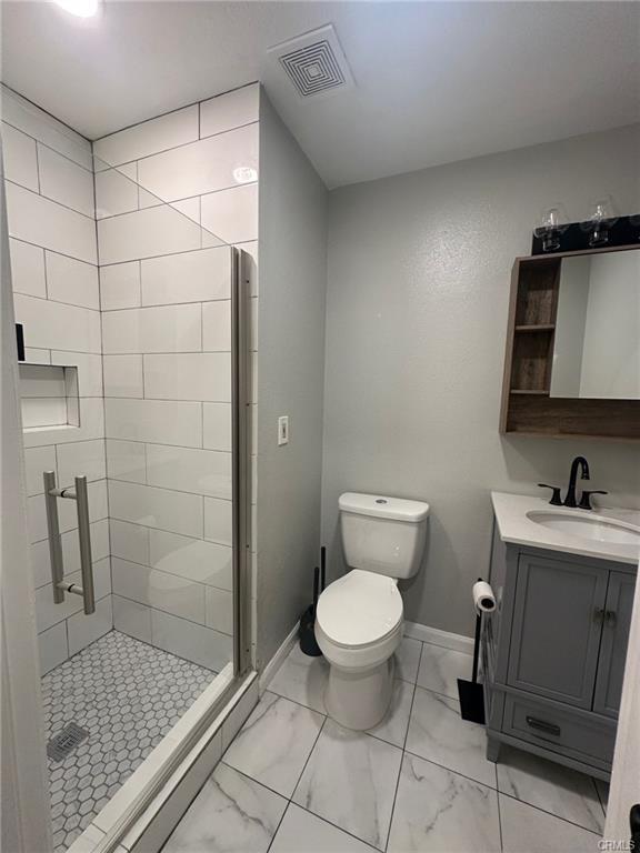 Building Photo - 10416 Larwin Ave