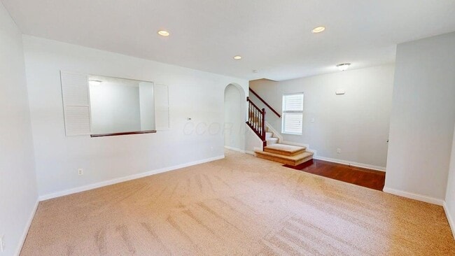 Building Photo - 5597 Lantos Rd