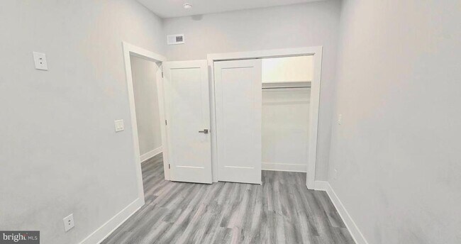 Building Photo - 5233 Chancellor St