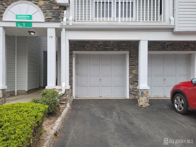 Building Photo - 68 Prestwick Way