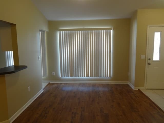 Building Photo - 2774 SE Bishop Ave