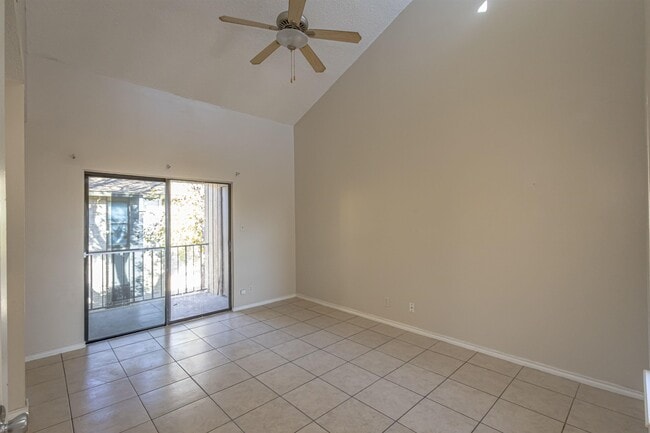 Building Photo - 100 Hillside Rd