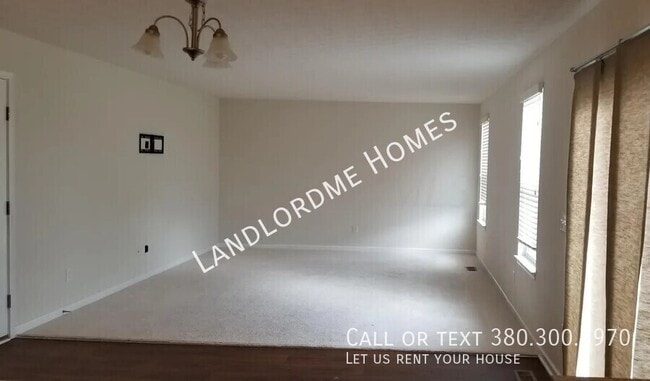 Building Photo - 8737 Cicada St