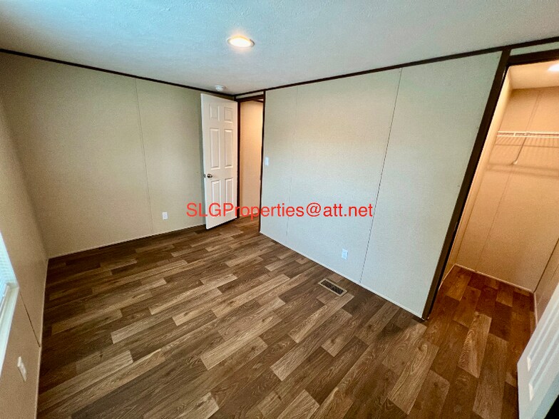 Building Photo - 56 Health Nut Ln
