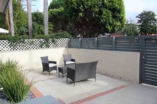 Building Photo - 9703 National Blvd