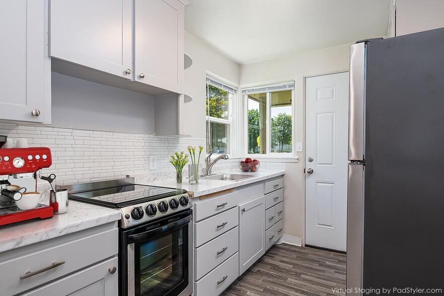 Building Photo - Hawthorne Court Apartments