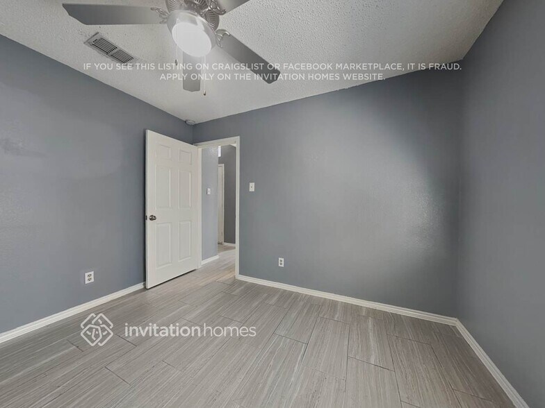 Building Photo - 1936 Ashley Dr