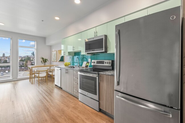 Building Photo - 1Bd/1Ba Seattle Condo