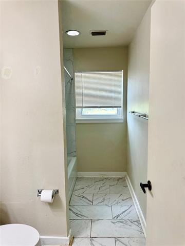 Building Photo - 2018 Long Creek Ct