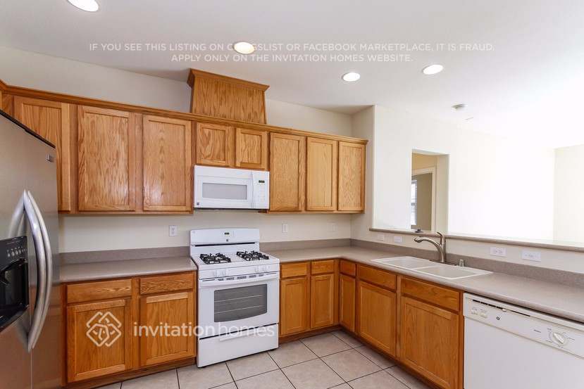 Building Photo - 6674 Frances Celia Ave