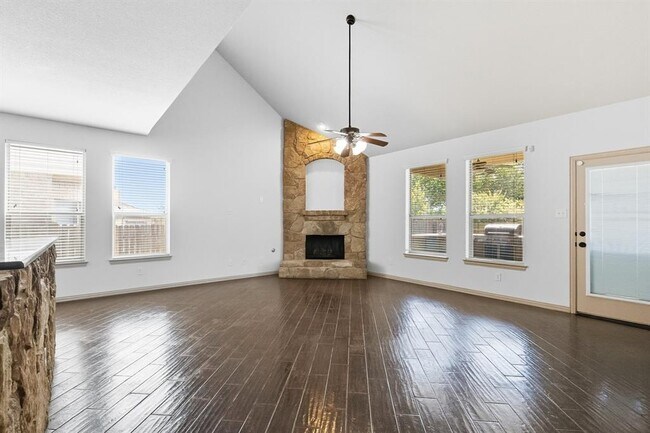 Building Photo - 2409 Pauma Valley Way