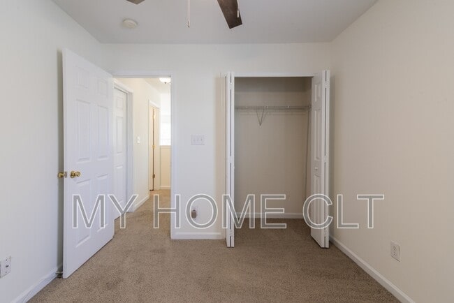 Building Photo - 18457 Streamline Ct