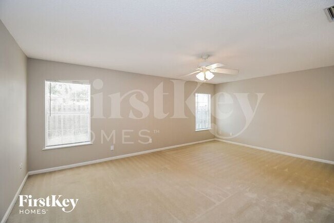 Building Photo - 1437 Heather Ct