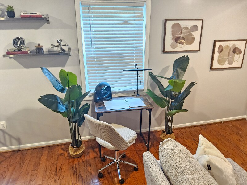 Building Photo - 11770 Carriage House Dr