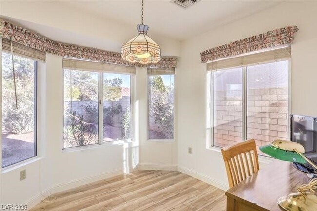 Building Photo - 2516 Sunup Dr