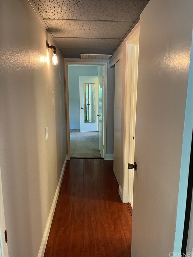 Building Photo - 4714 Park Granada
