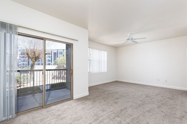 Building Photo - 8000 W Badura Ave