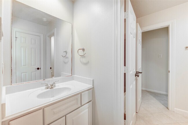 Building Photo - 21622 Sabine Pass Ct
