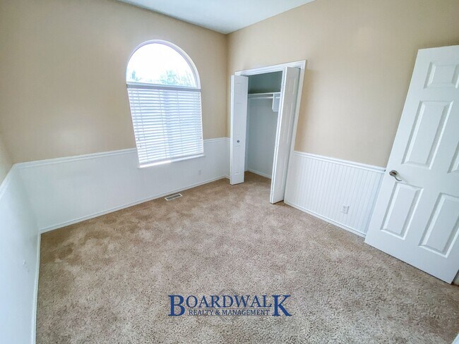 Building Photo - Stunning Draper Home with Finished Basement & Backyard Retreat