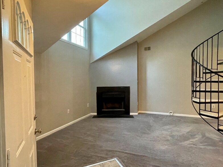 Building Photo - 3540 Powder Mill Rd