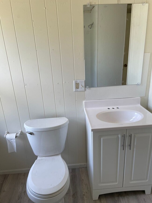 Building Photo - 849 W Hunter Run