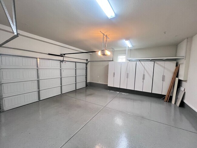 Building Photo - STUNNING 4BD/2.5BA TOWNHOUSE IN WALNUT CREEK!!!