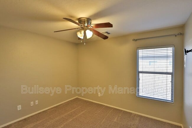 Building Photo - 1280 E Heather Dr