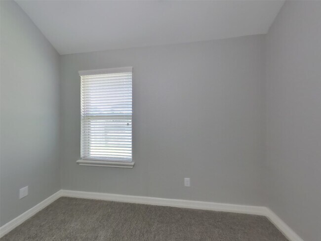Building Photo - 9626 Stratton Ridge Dr