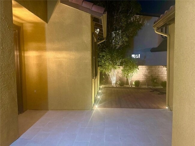 Building Photo - 7036 Sausalito Ave