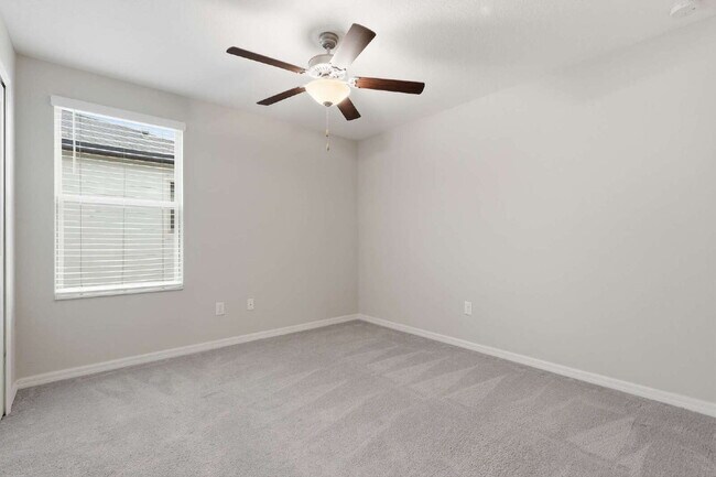 Building Photo - 7023 Samuel Ivy Dr