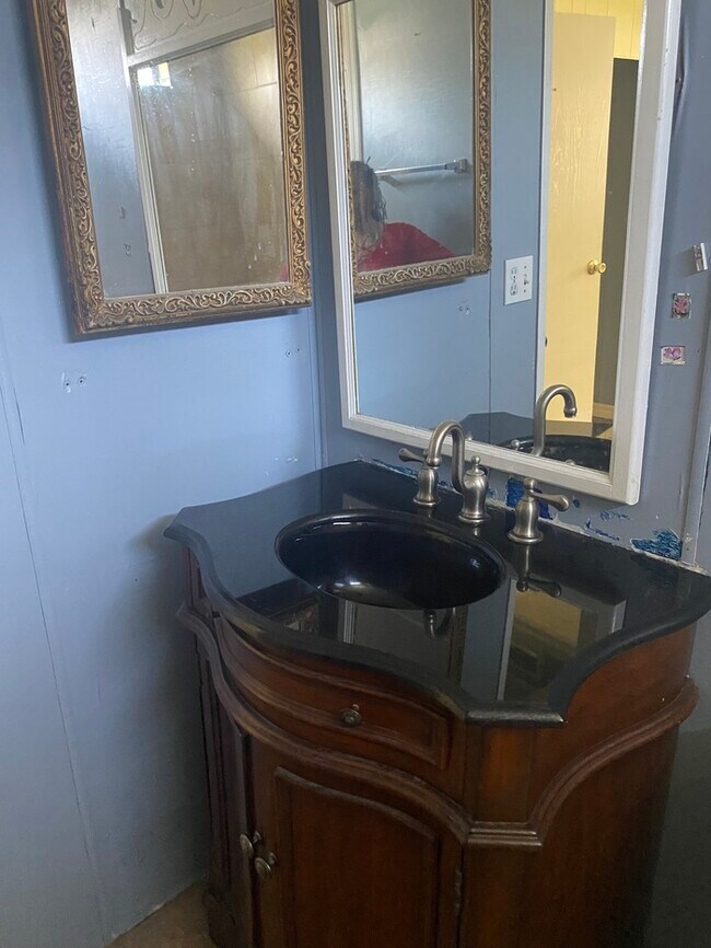 Building Photo - owner will finance