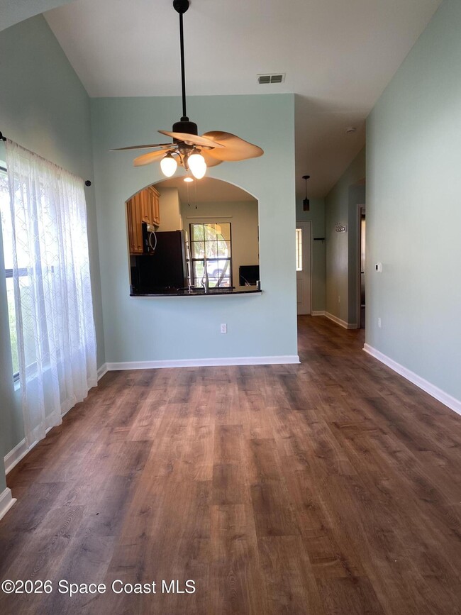 Building Photo - 4530 Radiant Way