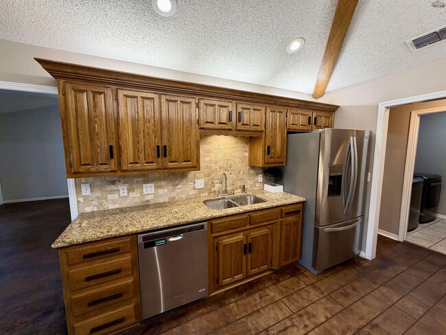 Building Photo - 4410 York St