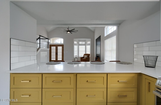 Building Photo - 7413 Le Conte Dr