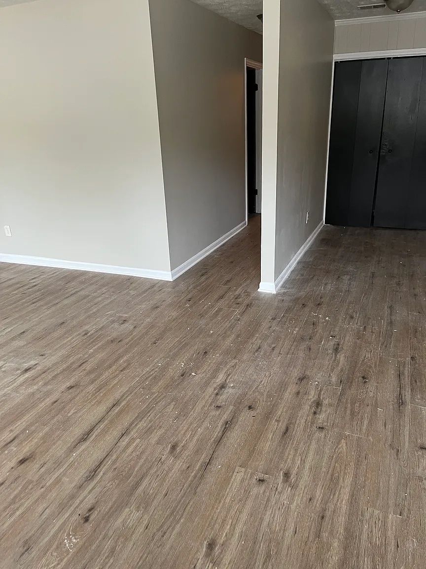 Building Photo - Room in House on Moray St SW