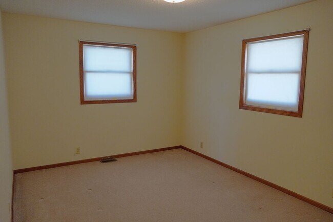Building Photo - 1205 Silver Ave