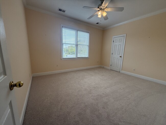 Building Photo - 101 Patrick Dr