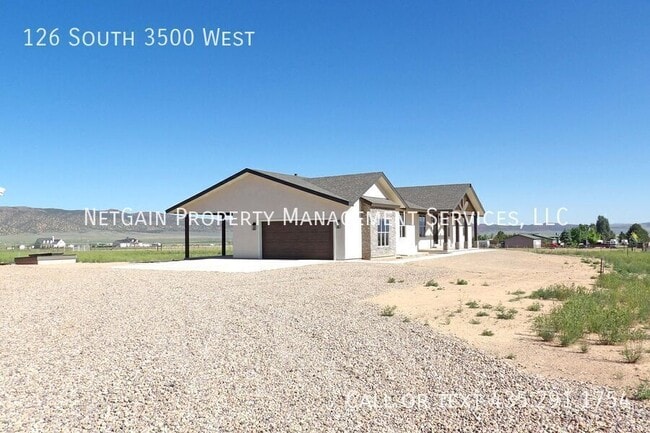 Building Photo - 126 S 3500 W