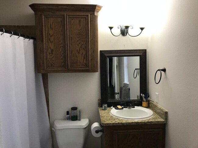 Building Photo - 15637 Finistere St