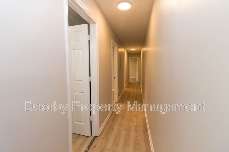 Building Photo - 1603 Bradt St