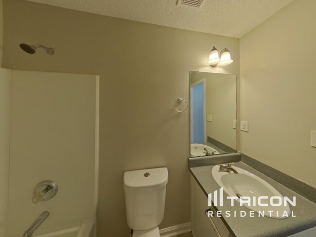 Building Photo - 5753 Village Loop