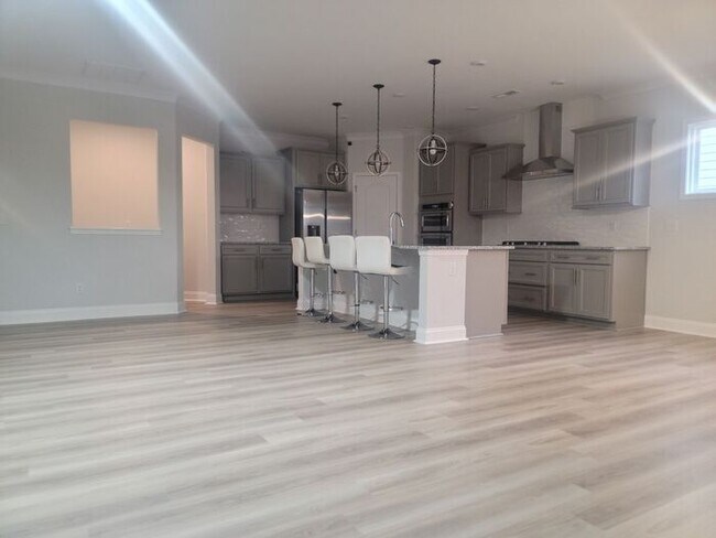 Building Photo - Like New RANCH Home in Stallings! WiFi and...