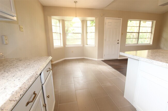 Building Photo - 3111 Long Meadow Dr